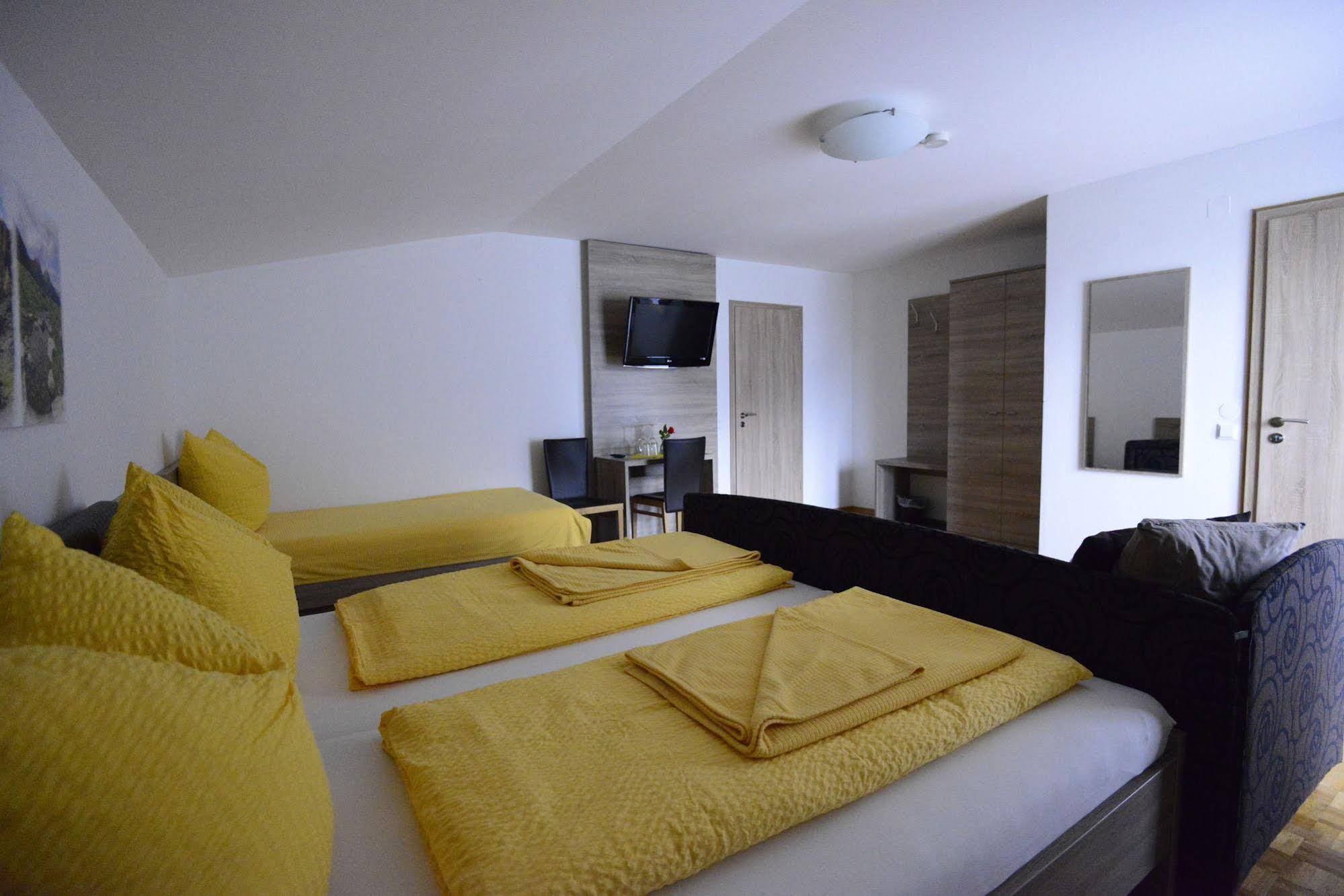 Gaestehaus Zwischenberger Obervellach Dış mekan fotoğraf